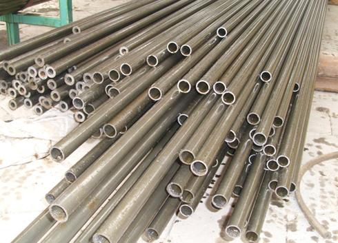 批發(fā)小口徑無(wú)縫鋼管