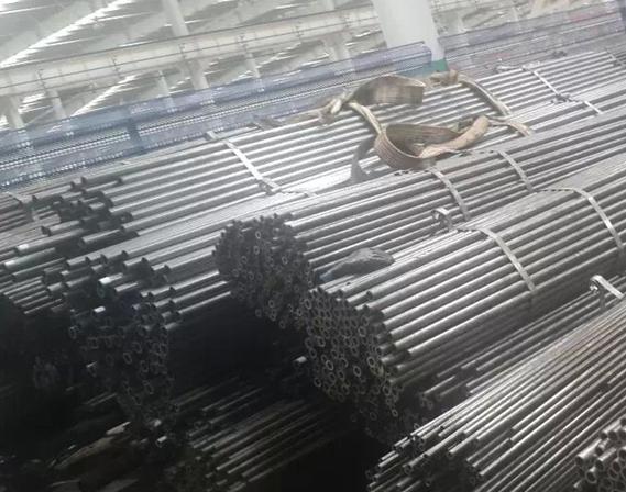 聊城小口徑無縫鋼管批發(fā)廠家